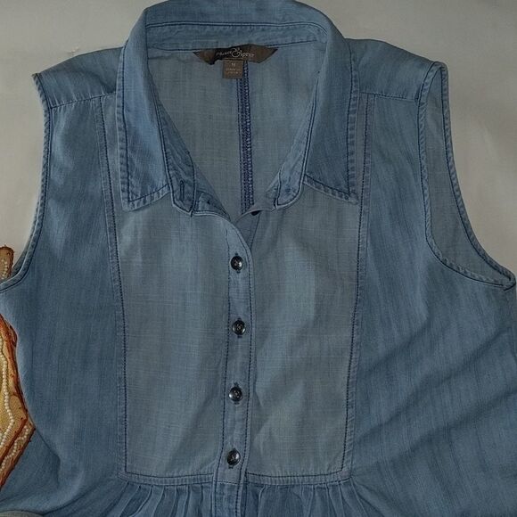 🤩 Market & Spruce jean top size medium 🤩 2 for $20 - Picture 3 of 6